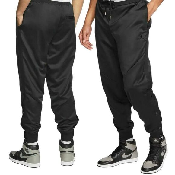 Nike Air Jordan Sport DNA Mens Tearaway Sweatpants Satin Black  L  AT9824 010 - Picture 1 of 9